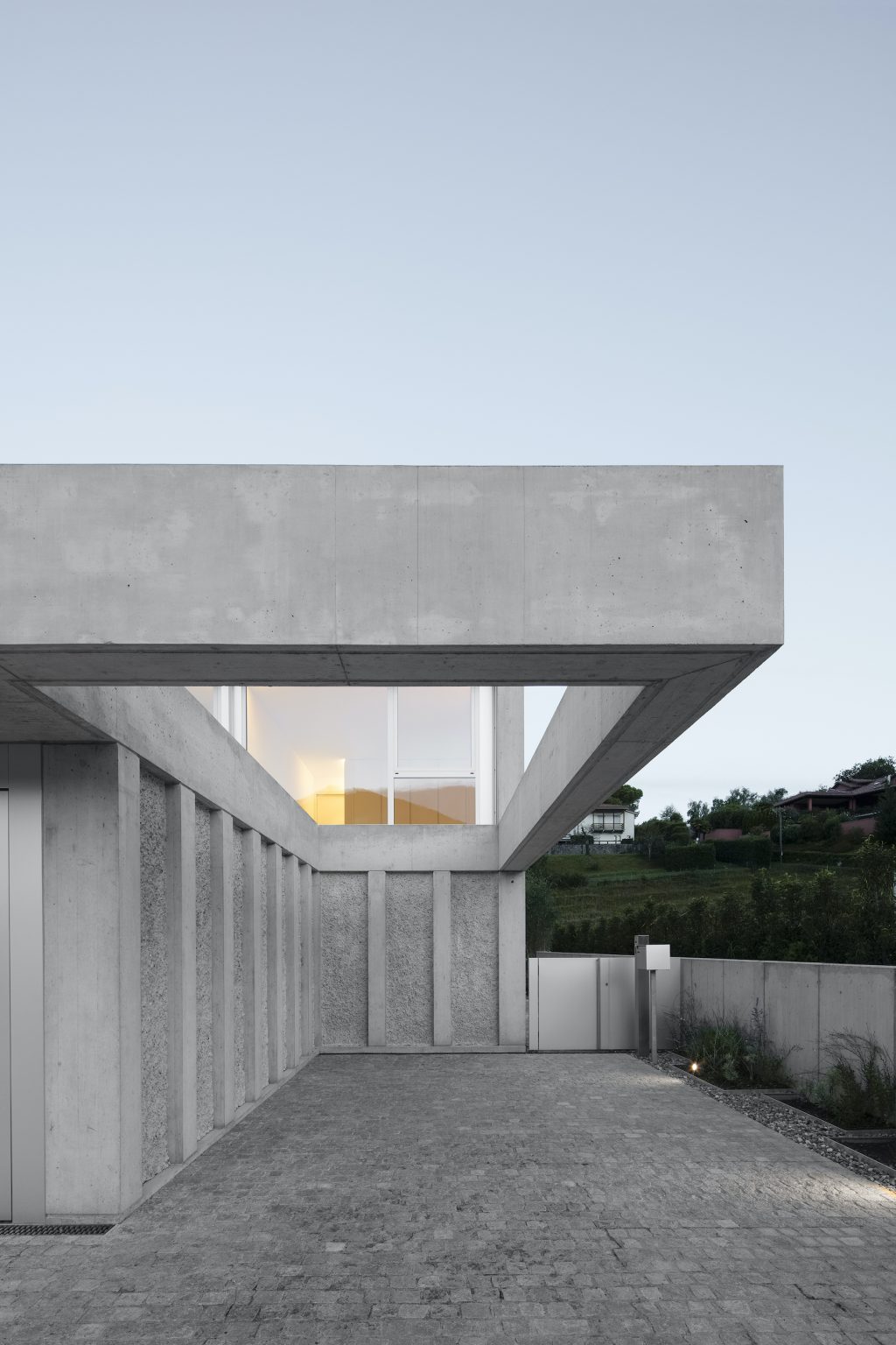 concrete villa (6)