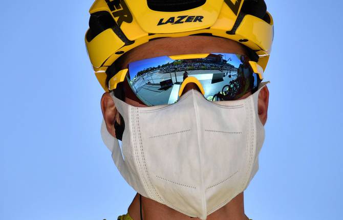 Bikes & Masks : the Surreal Tour de France 2020
