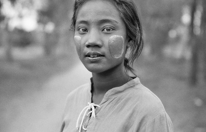 A Stunning Series about People of Myanmar