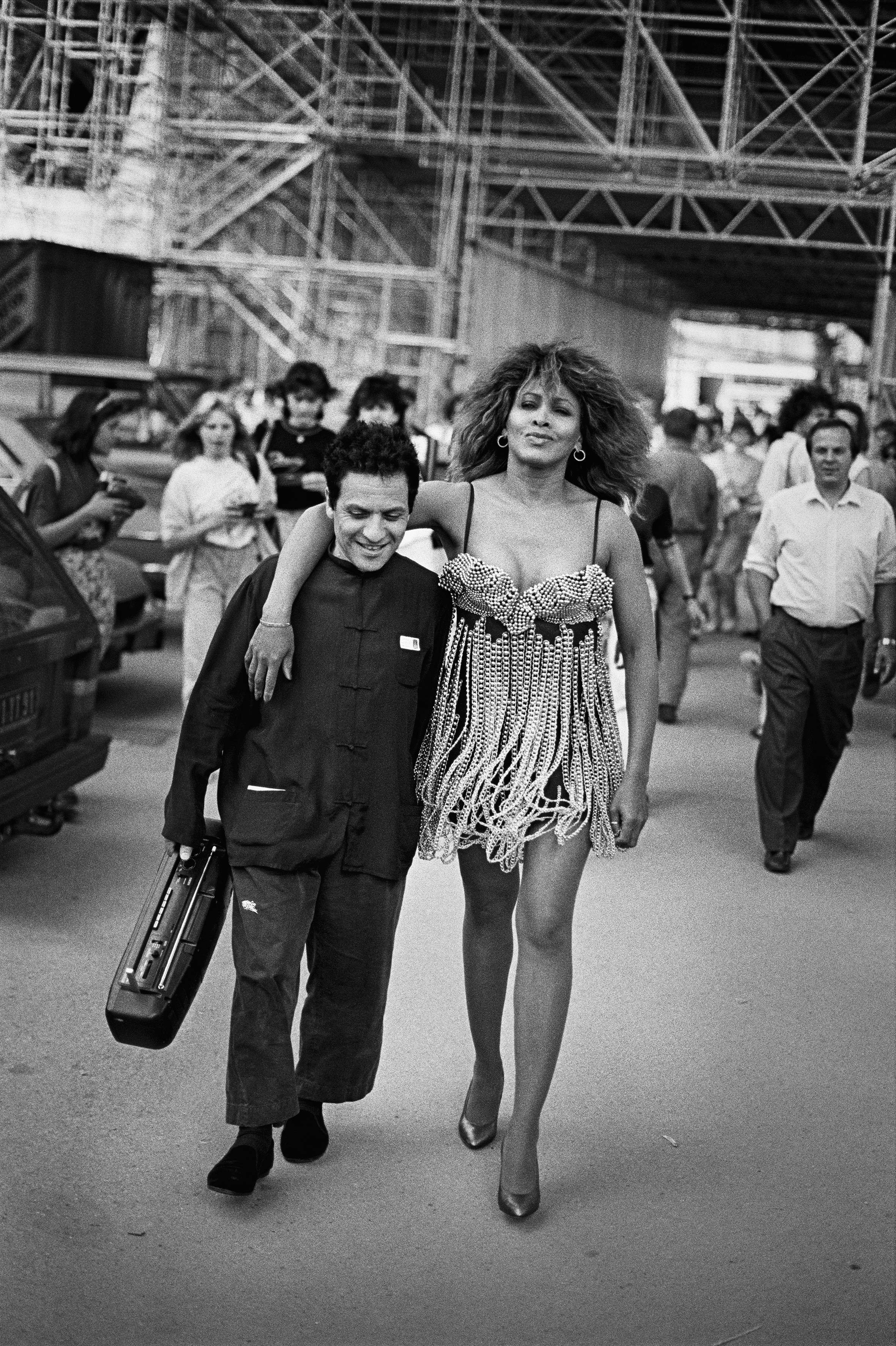 Azzedine Alaïa & Tina Turner, Paris, 1989 @ Peter Lindbergh (Courtesy Peter Lindbergh Foundation, Paris)