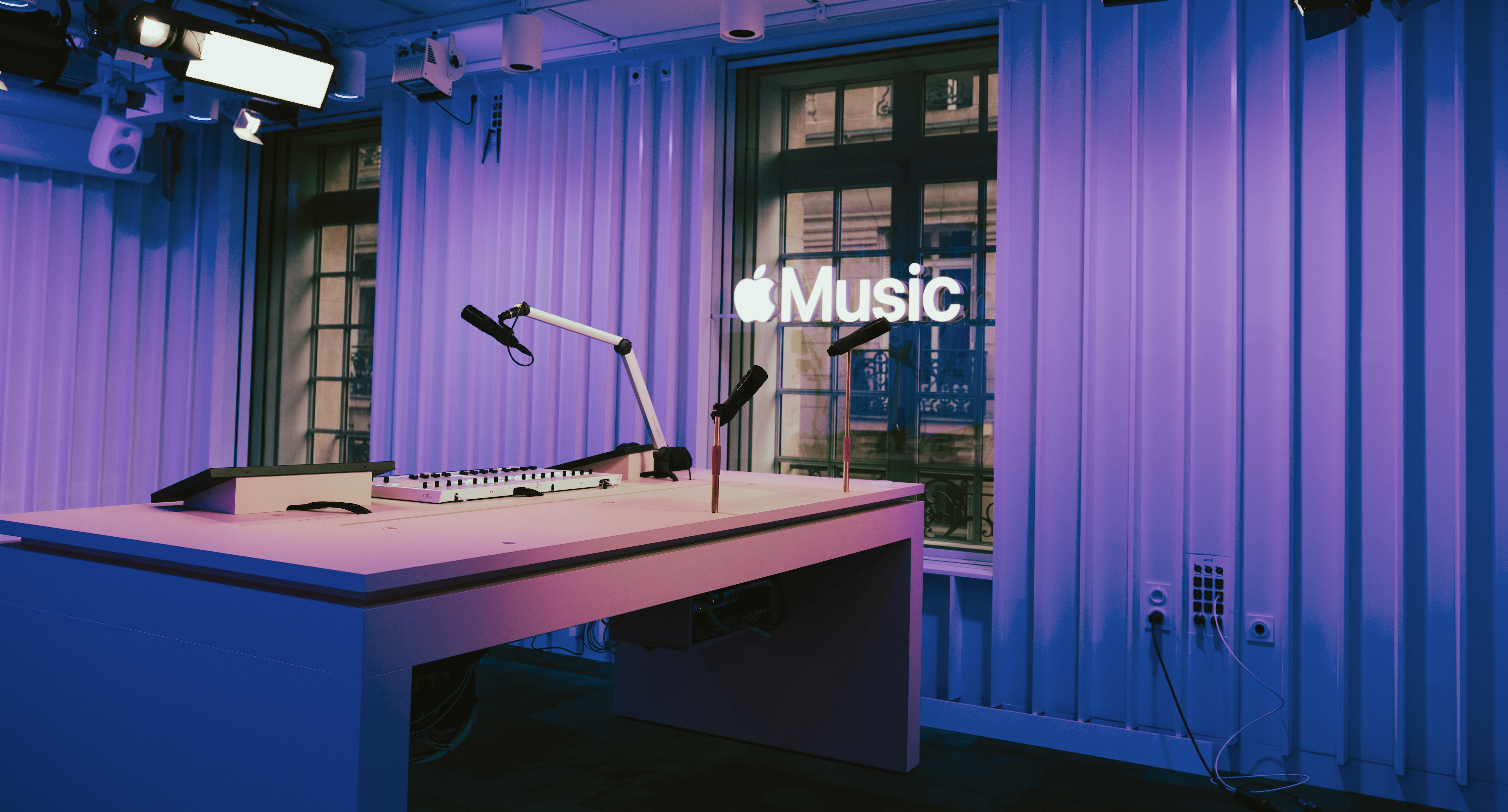Apple Music Studio Paris 1