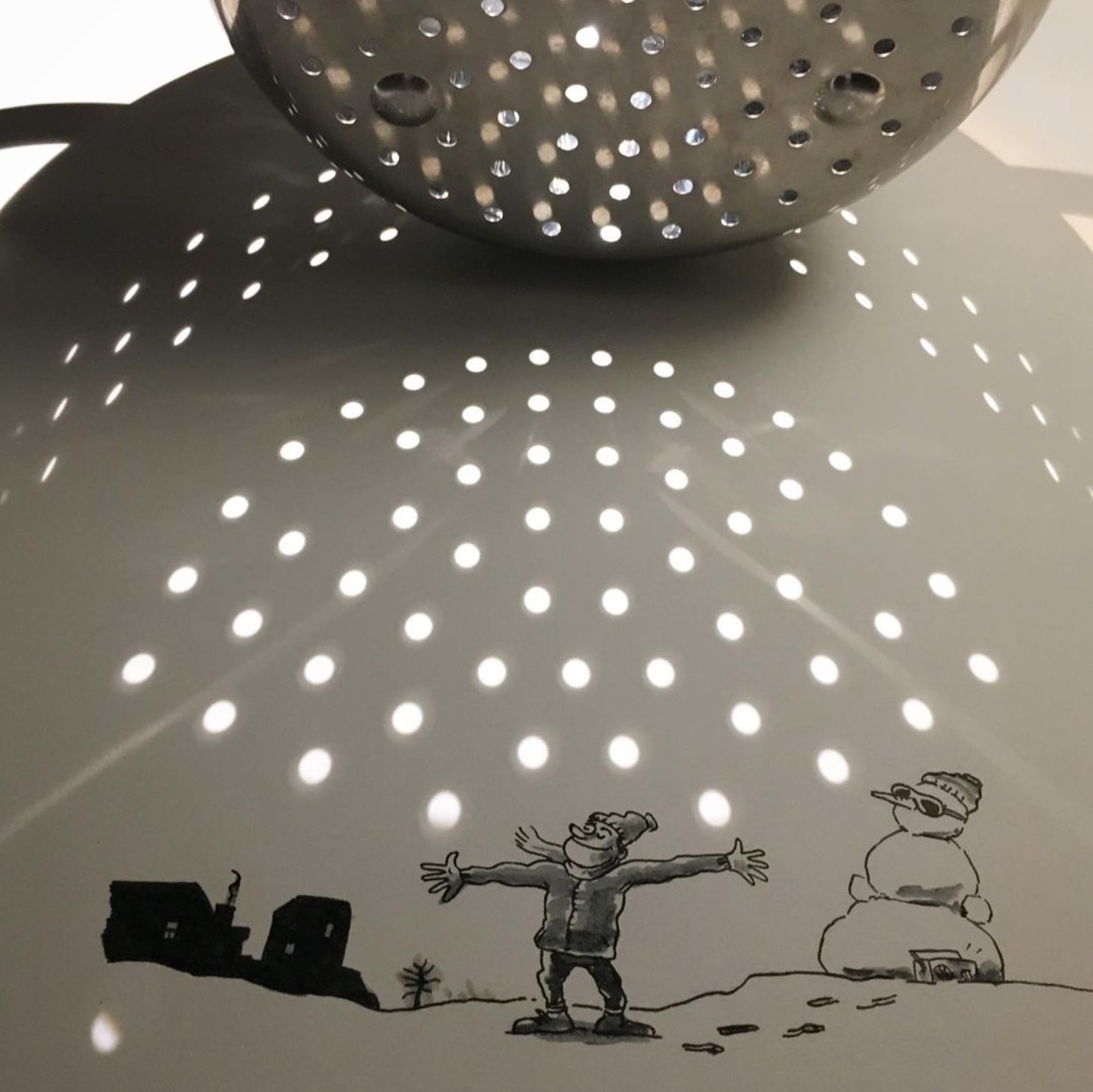 An example of an amusing art piece made with shadows